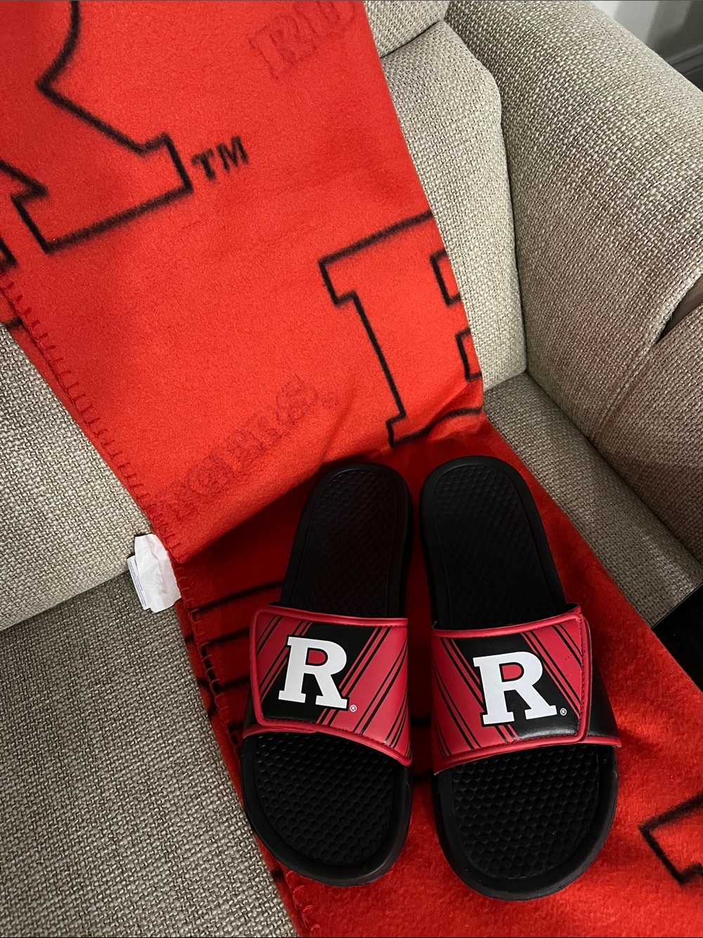 Nike Rutgers Shower Slides Sz Large